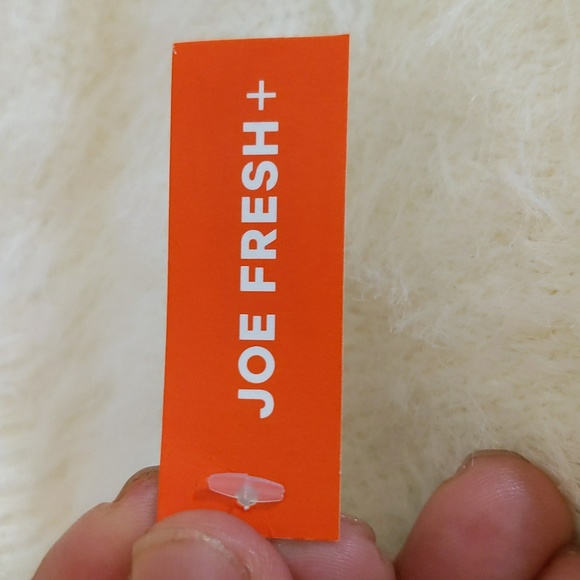 Joe Fresh Jillian| NWT Off-White Eyelash Knit Scoop Neck Sweater Nylon - Picture 9 of 13